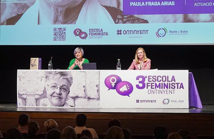 Núria González: &quot;Els ventres de lloguer esclavitzen a les dones i converteixen als xiquets en objectes&quot;