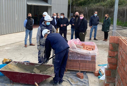 Ontinyent impulsa una formació dual retribuida per fomentar l’ocupació jove a la construcció