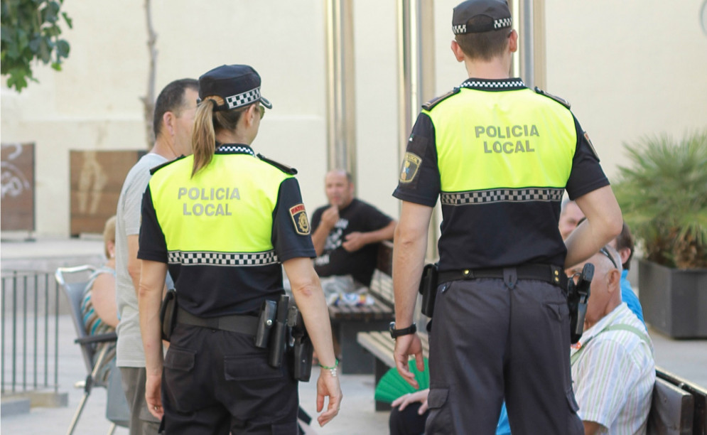 Ontinyent activa un dispositiu especial de la policía local per augmentar el control de la Covid