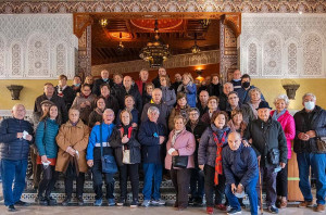 Les persones usàries del programa “Majors Actius” d’Ontinyent descobreixen els encants turístics de Xàtiva i Anna