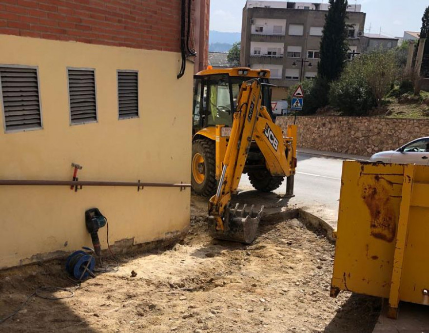 Ontinyent millora la seguretat per als vianants al carrer Pare Lluis Colomer